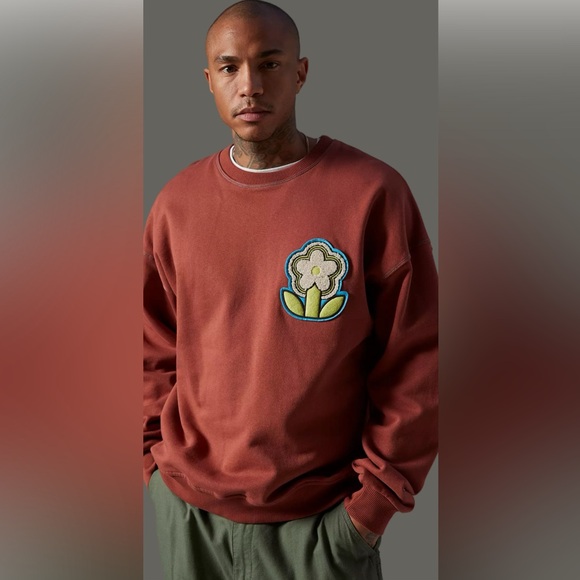 Damson Madder Flower Applique Crew Neck UNISEX Sweatshirt size medium by UO. NWT - Picture 1 of 14